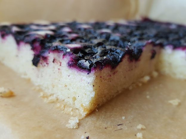 EASY EGG AND GLUTEN FREE BLUEBERRY PIE / HELPPO MUNATON JA GLUTEENITON MUSTIKKAPIIRAKKA